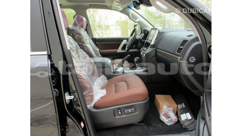 Big with watermark toyota land cruiser dushanbe import dubai 2106
