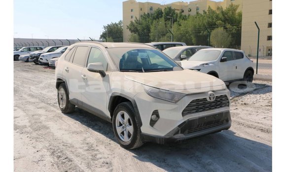Buy Import Toyota 4Runner White Car in Import - Dubai in Dushanbe Buy Import Toyota 4Runner White Car in Import - Dubai in Dushanbe