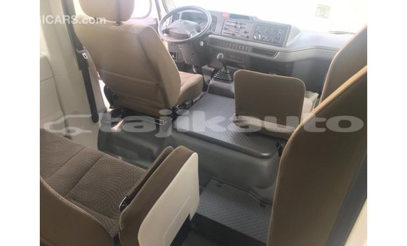 Buy Import Toyota Coaster White Car in Import - Dubai in Dushanbe Buy Import Toyota Coaster White Car in Import - Dubai in Dushanbe