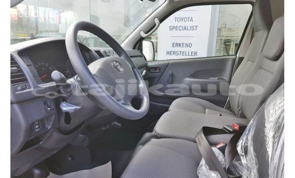 Buy Import Toyota Hiace White Car in Import - Dubai in Dushanbe Buy Import Toyota Hiace White Car in Import - Dubai in Dushanbe