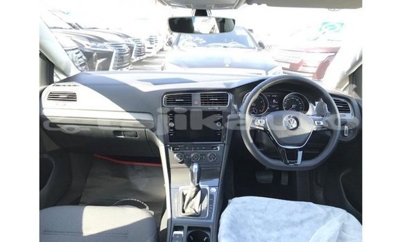 Buy Import Volkswagen Golf White Car in Import - Dubai in Dushanbe Buy Import Volkswagen Golf White Car in Import - Dubai in Dushanbe