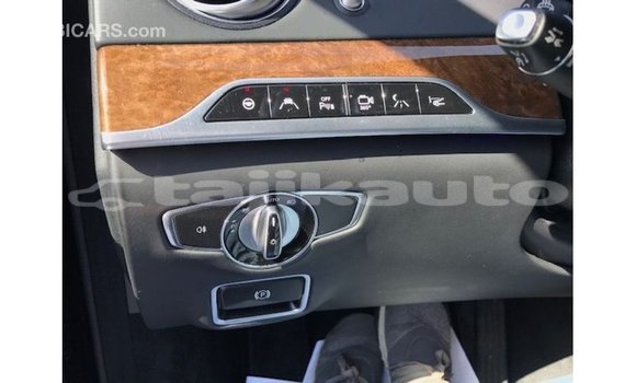 Buy Import Mercedes-Benz 190 Black Car in Import - Dubai in Dushanbe Buy Import Mercedes-Benz 190 Black Car in Import - Dubai in Dushanbe