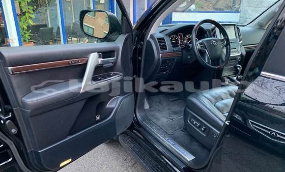 Buy Used Toyota Land Cruiser Black Car in Dushanbe in Dushanbe Buy Used Toyota Land Cruiser Black Car in Dushanbe in Dushanbe