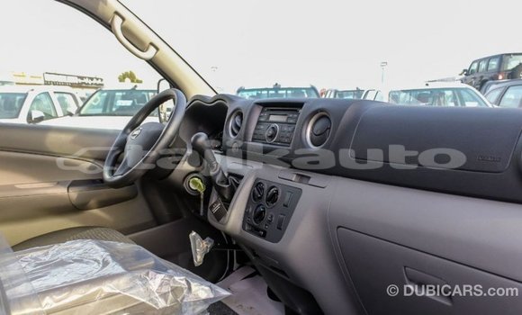 Buy Import Nissan Urvan White Car in Import - Dubai in Dushanbe Buy Import Nissan Urvan White Car in Import - Dubai in Dushanbe