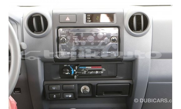 Buy Import Toyota Land Cruiser White Car in Import - Dubai in Dushanbe Buy Import Toyota Land Cruiser White Car in Import - Dubai in Dushanbe