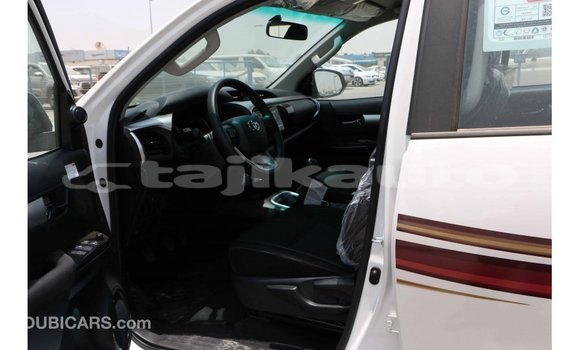 Buy Import Toyota Hilux White Car in Import - Dubai in Dushanbe Buy Import Toyota Hilux White Car in Import - Dubai in Dushanbe