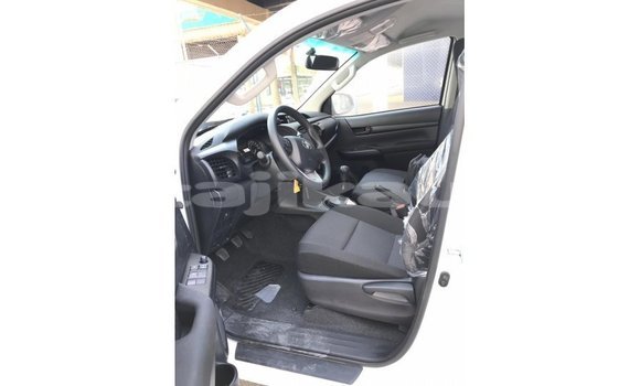 Buy Import Toyota Hilux White Car in Import - Dubai in Dushanbe Buy Import Toyota Hilux White Car in Import - Dubai in Dushanbe