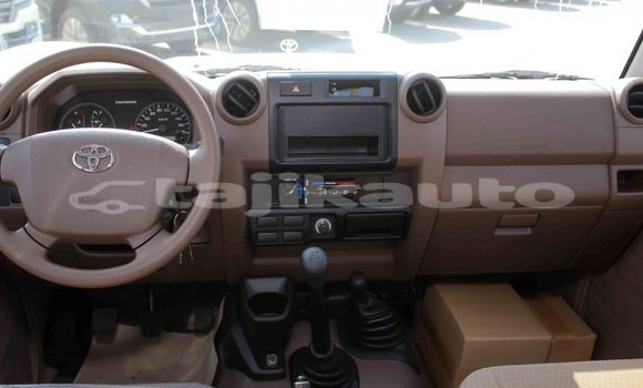 Buy Import Toyota Land Cruiser Beige Car in Import - Dubai in Dushanbe Buy Import Toyota Land Cruiser Beige Car in Import - Dubai in Dushanbe