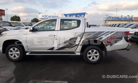 Buy Import Mitsubishi L200 White Car in Import - Dubai in Dushanbe Buy Import Mitsubishi L200 White Car in Import - Dubai in Dushanbe