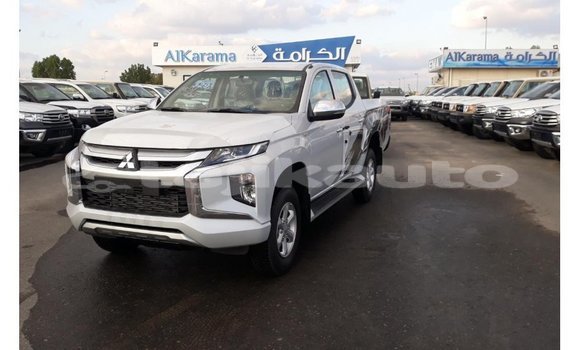 Buy Import Mitsubishi L200 White Car in Import - Dubai in Dushanbe Buy Import Mitsubishi L200 White Car in Import - Dubai in Dushanbe