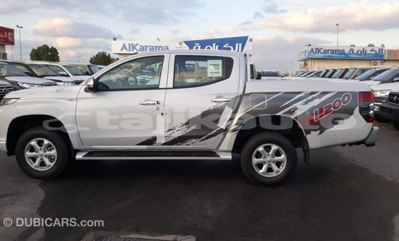 Buy Import Mitsubishi L200 White Car in Import - Dubai in Dushanbe Buy Import Mitsubishi L200 White Car in Import - Dubai in Dushanbe