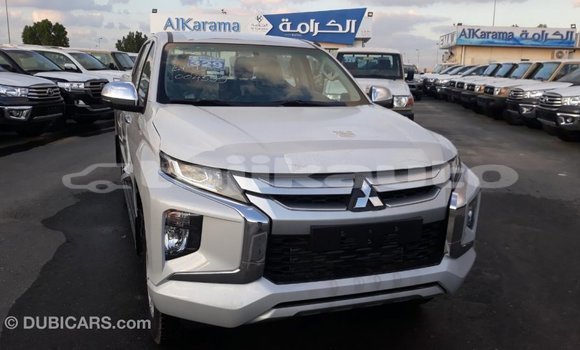 Buy Import Mitsubishi L200 White Car in Import - Dubai in Dushanbe Buy Import Mitsubishi L200 White Car in Import - Dubai in Dushanbe