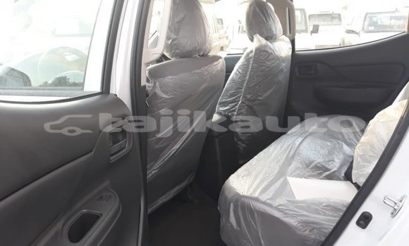 Buy Import Mitsubishi L200 White Car in Import - Dubai in Dushanbe Buy Import Mitsubishi L200 White Car in Import - Dubai in Dushanbe