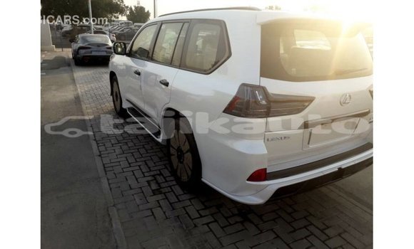 Buy Import Lexus LX White Car in Import - Dubai in Dushanbe Buy Import Lexus LX White Car in Import - Dubai in Dushanbe