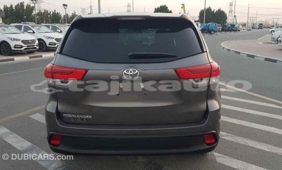 Buy Import Toyota Highlander Other Car in Import - Dubai in Dushanbe Buy Import Toyota Highlander Other Car in Import - Dubai in Dushanbe