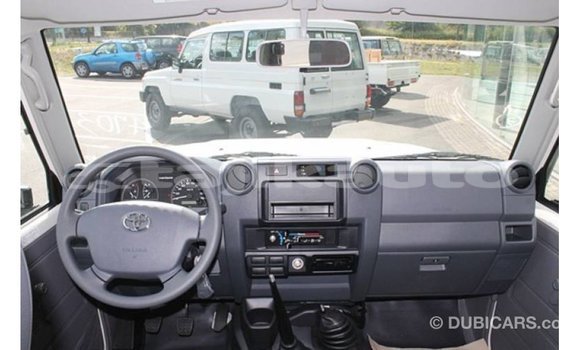 Buy Import Toyota Land Cruiser White Car in Import - Dubai in Dushanbe Buy Import Toyota Land Cruiser White Car in Import - Dubai in Dushanbe