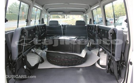 Buy Import Toyota Land Cruiser White Car in Import - Dubai in Dushanbe Buy Import Toyota Land Cruiser White Car in Import - Dubai in Dushanbe