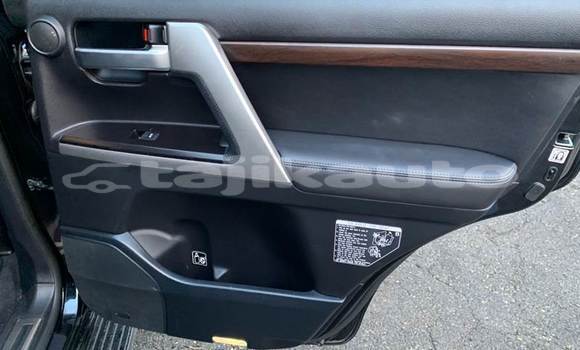 Buy Used Toyota Land Cruiser Black Car in Dushanbe in Dushanbe Buy Used Toyota Land Cruiser Black Car in Dushanbe in Dushanbe