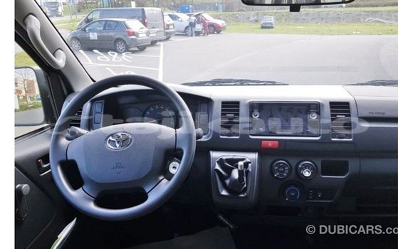 Buy Import Toyota Hiace White Car in Import - Dubai in Dushanbe Buy Import Toyota Hiace White Car in Import - Dubai in Dushanbe