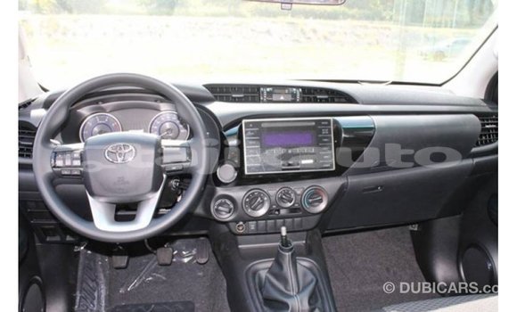 Buy Import Toyota Hilux White Car in Import - Dubai in Dushanbe Buy Import Toyota Hilux White Car in Import - Dubai in Dushanbe