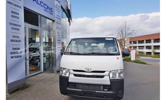 Buy Import Toyota Hiace White Car in Import - Dubai in Dushanbe Buy Import Toyota Hiace White Car in Import - Dubai in Dushanbe