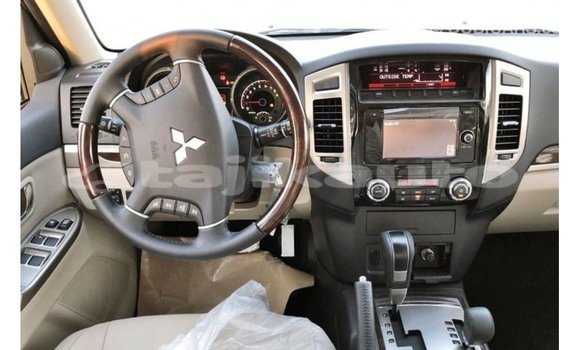 Buy Import Mitsubishi Pajero Black Car in Import - Dubai in Dushanbe Buy Import Mitsubishi Pajero Black Car in Import - Dubai in Dushanbe