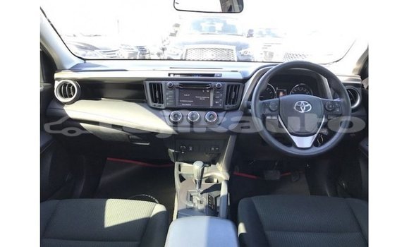 Buy Import Toyota 4Runner White Car in Import - Dubai in Dushanbe Buy Import Toyota 4Runner White Car in Import - Dubai in Dushanbe