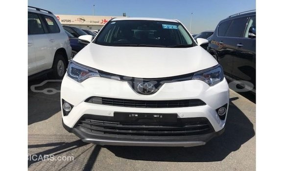 Buy Import Toyota 4Runner White Car in Import - Dubai in Dushanbe Buy Import Toyota 4Runner White Car in Import - Dubai in Dushanbe