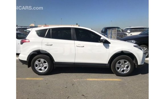 Buy Import Toyota 4Runner White Car in Import - Dubai in Dushanbe Buy Import Toyota 4Runner White Car in Import - Dubai in Dushanbe