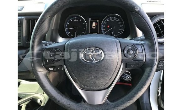 Buy Import Toyota 4Runner White Car in Import - Dubai in Dushanbe Buy Import Toyota 4Runner White Car in Import - Dubai in Dushanbe