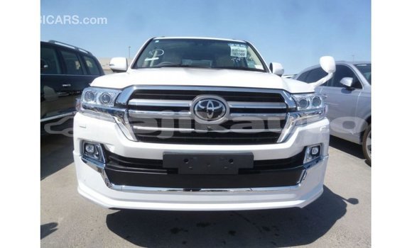 Buy Import Toyota Land Cruiser White Car in Import - Dubai in Dushanbe Buy Import Toyota Land Cruiser White Car in Import - Dubai in Dushanbe