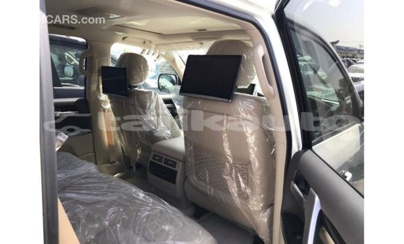 Buy Import Toyota Land Cruiser White Car in Import - Dubai in Dushanbe Buy Import Toyota Land Cruiser White Car in Import - Dubai in Dushanbe