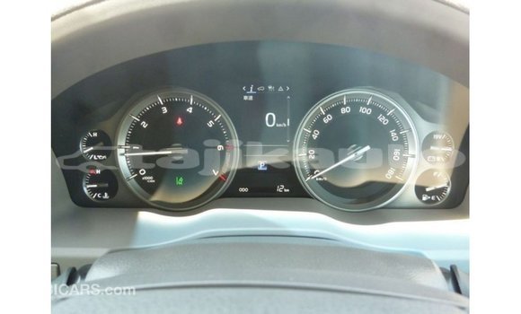 Buy Import Toyota Land Cruiser White Car in Import - Dubai in Dushanbe Buy Import Toyota Land Cruiser White Car in Import - Dubai in Dushanbe