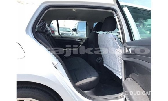 Buy Import Volkswagen Golf White Car in Import - Dubai in Dushanbe Buy Import Volkswagen Golf White Car in Import - Dubai in Dushanbe