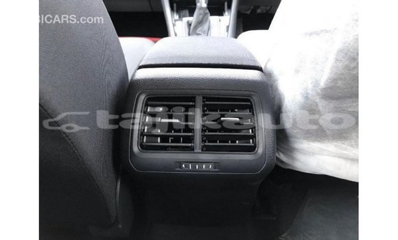 Buy Import Volkswagen Golf White Car in Import - Dubai in Dushanbe Buy Import Volkswagen Golf White Car in Import - Dubai in Dushanbe