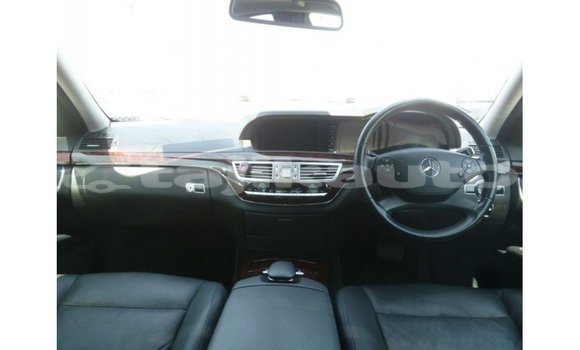 Buy Import Mercedes-Benz 190 White Car in Import - Dubai in Dushanbe Buy Import Mercedes-Benz 190 White Car in Import - Dubai in Dushanbe