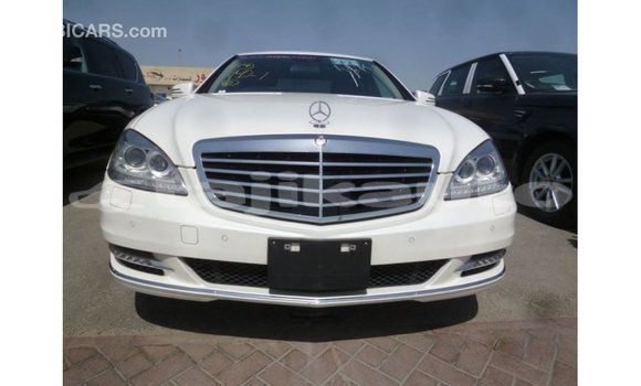 Buy Import Mercedes-Benz 190 White Car in Import - Dubai in Dushanbe Buy Import Mercedes-Benz 190 White Car in Import - Dubai in Dushanbe