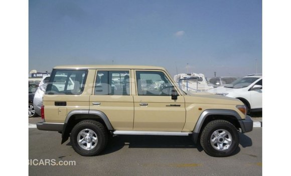 Buy Import Toyota Land Cruiser Beige Car in Import - Dubai in Dushanbe Buy Import Toyota Land Cruiser Beige Car in Import - Dubai in Dushanbe