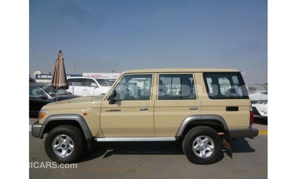 Buy Import Toyota Land Cruiser Beige Car in Import - Dubai in Dushanbe Buy Import Toyota Land Cruiser Beige Car in Import - Dubai in Dushanbe