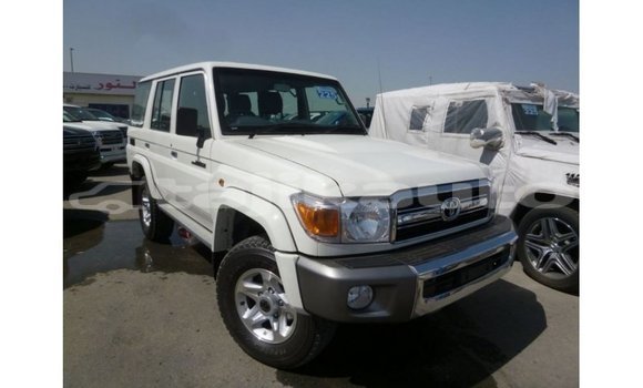 Buy Import Toyota Land Cruiser White Car in Import - Dubai in Dushanbe Buy Import Toyota Land Cruiser White Car in Import - Dubai in Dushanbe