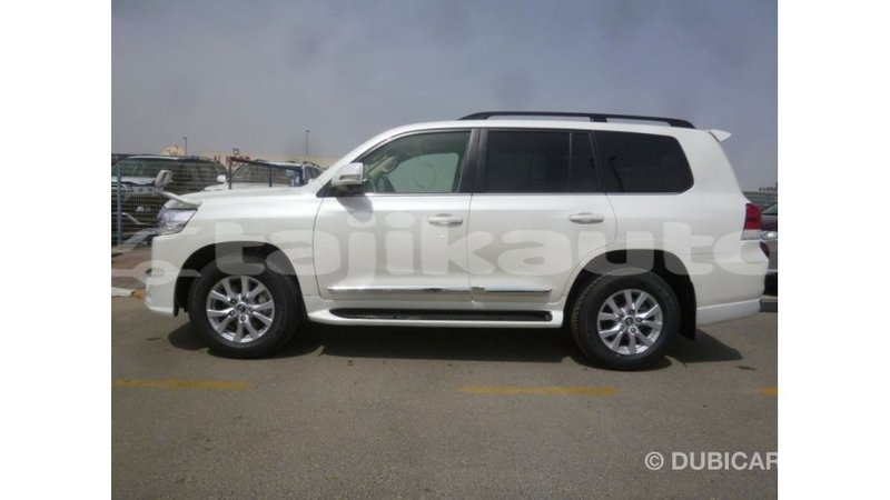 Big with watermark toyota land cruiser dushanbe import dubai 2266