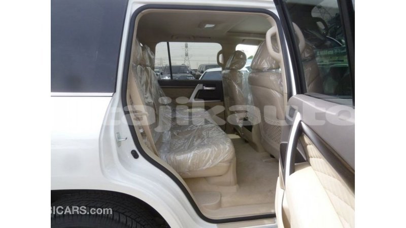 Big with watermark toyota land cruiser dushanbe import dubai 2266