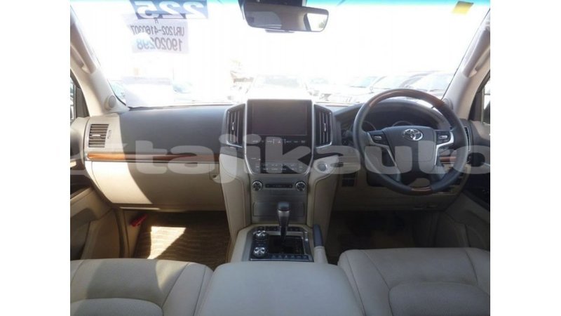 Big with watermark toyota land cruiser dushanbe import dubai 2273
