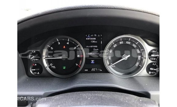 Buy Import Toyota Land Cruiser White Car in Import - Dubai in Dushanbe Buy Import Toyota Land Cruiser White Car in Import - Dubai in Dushanbe
