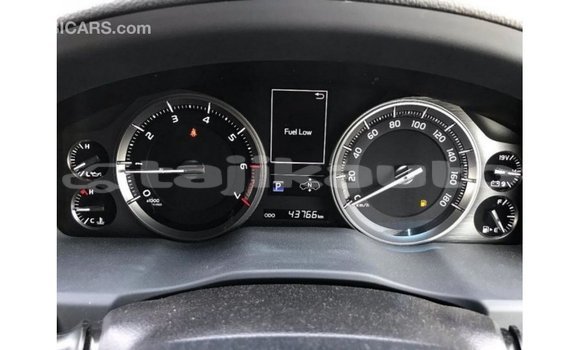 Buy Import Toyota Land Cruiser White Car in Import - Dubai in Dushanbe Buy Import Toyota Land Cruiser White Car in Import - Dubai in Dushanbe