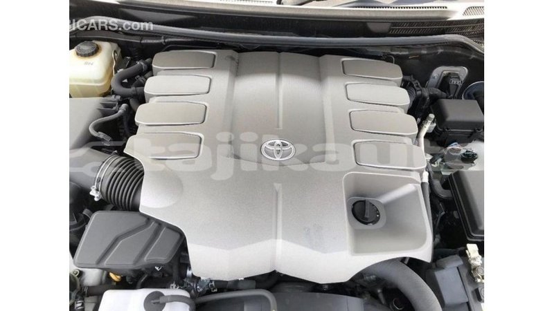 Big with watermark toyota land cruiser dushanbe import dubai 2282