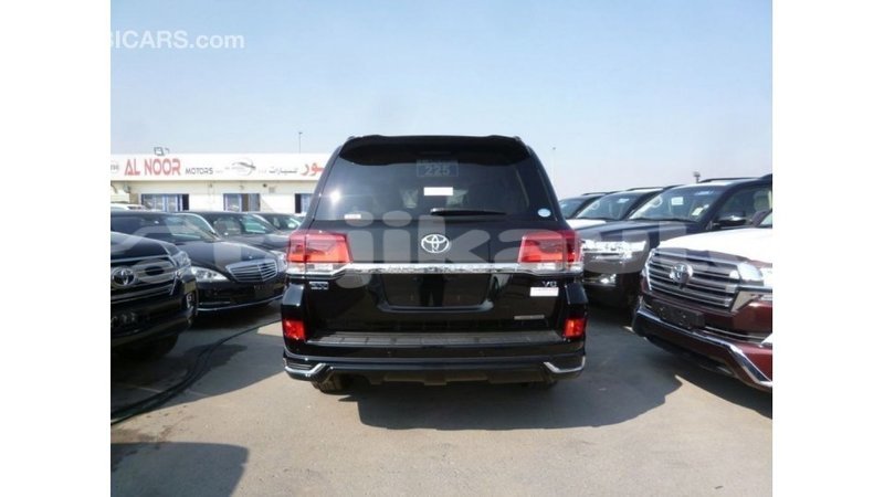 Big with watermark toyota land cruiser dushanbe import dubai 2296