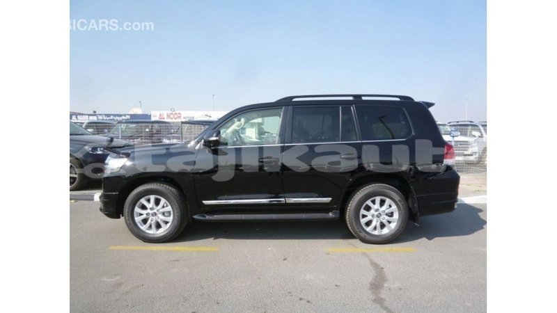 Big with watermark toyota land cruiser dushanbe import dubai 2296