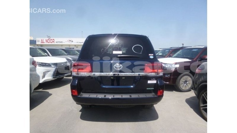 Big with watermark toyota land cruiser dushanbe import dubai 2299