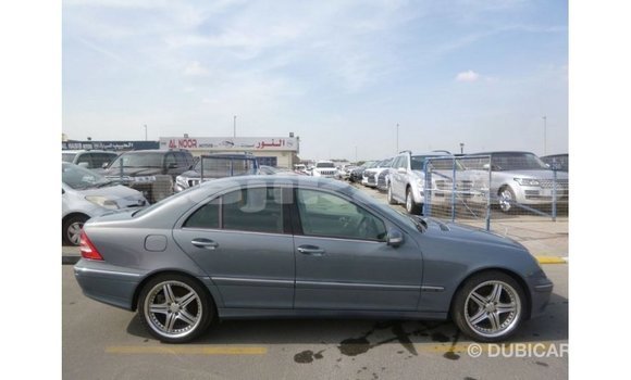 Buy Import Mercedes-Benz 190 Blue Car in Import - Dubai in Dushanbe Buy Import Mercedes-Benz 190 Blue Car in Import - Dubai in Dushanbe